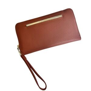 Steve Madden Large Brown Zippy Wristlet Clutch Wallet Zip